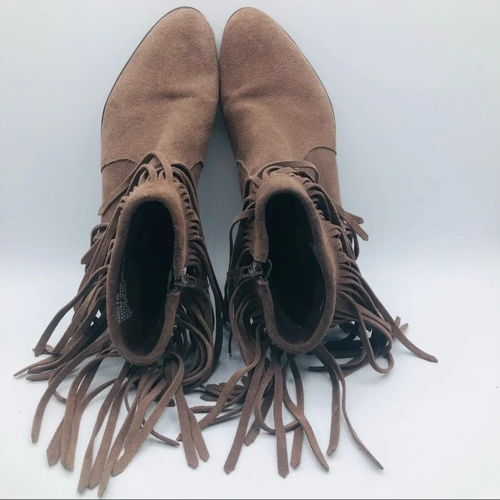 Steve Madden Woman`s Ranch Fringe Ankle Boots Size‎ 6.5M Taupe